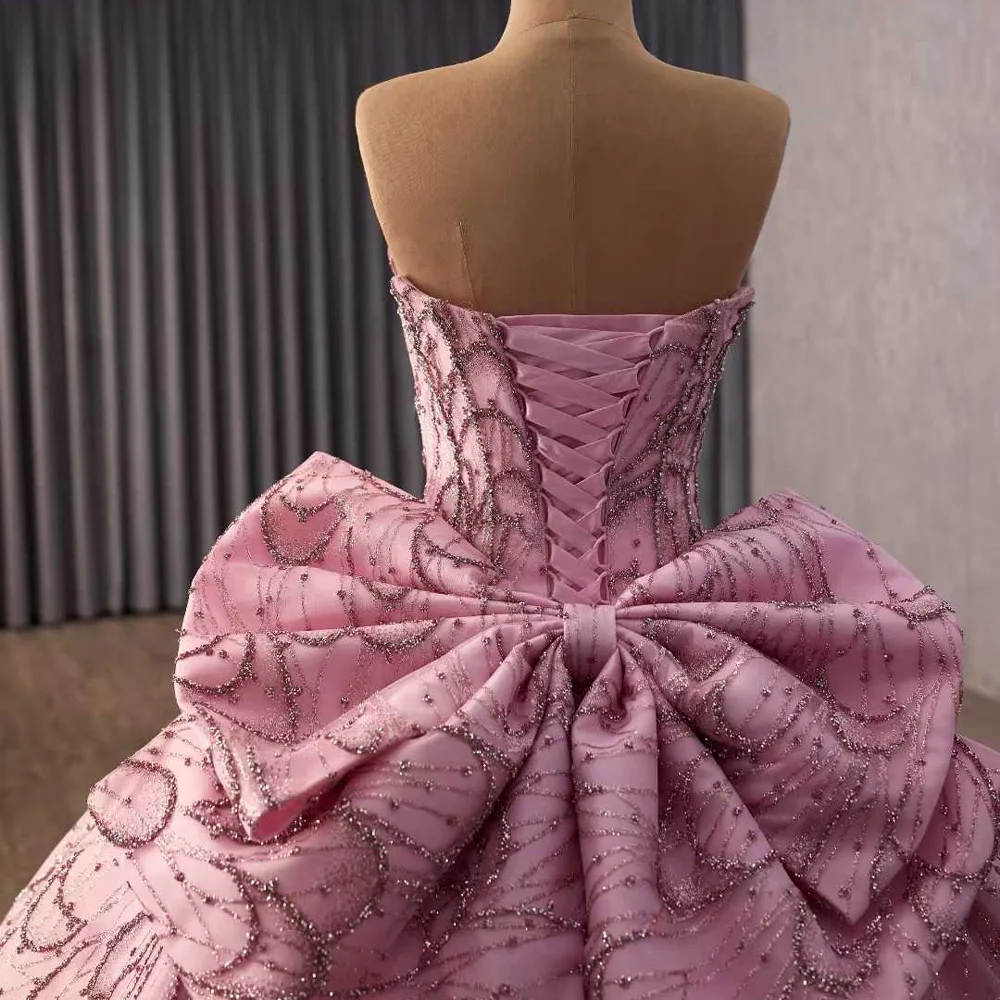 Elegant Sweetheart Sleeveless Luxury Evening Dress With Lace-Up Back Bow Crystal Detailing Customizable For Women