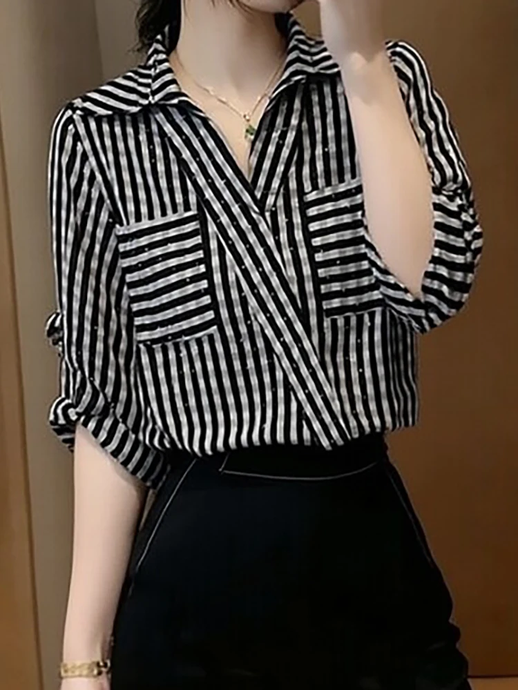 Elegant Stripe V-Neck Short Sleeve Shirt Women's Fashionable Summer New Style Slimming Chic Top Commute Wind Ladylike