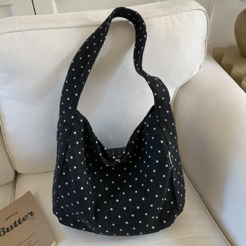 

Japanese Casual Polka Dot Tote Bag Fashion Simple Shoulder Bag High-end Magnetic Snap Crossbody Bag New 2026 Artistic Handbag