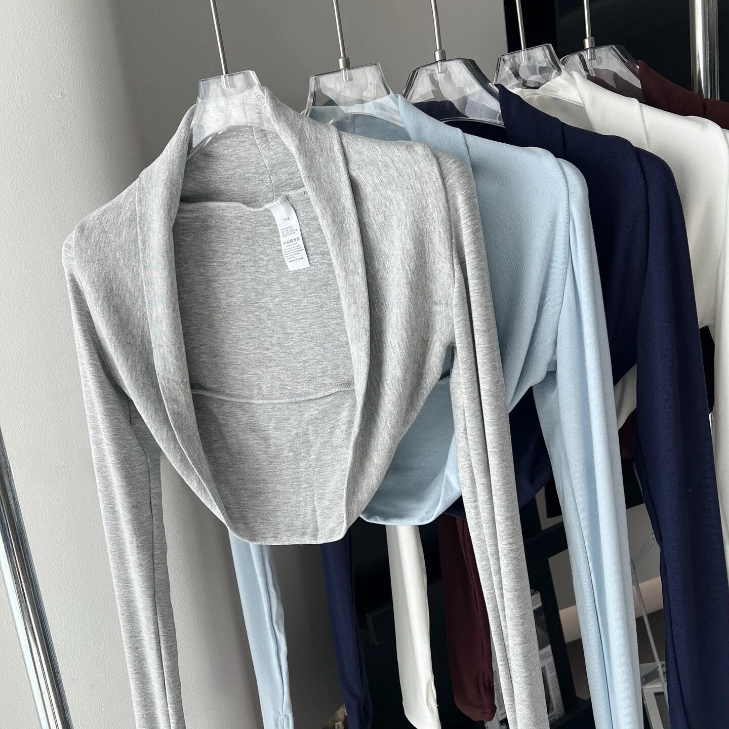 Unique Short Open Cardigan Shoulder Angle Design Modal Fabric Covers Side Breast Wings Slimming Fashionable Youth Women's Top