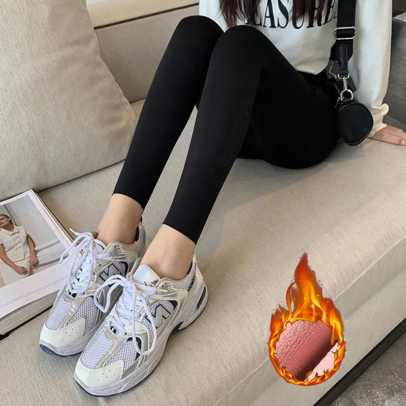 Leggings de Yoga fins en peluche pour femmes, taille haute, sous-vêtements pour filles, pantalons à jambes droites, pantalons épais en polaire chaude pour la neige