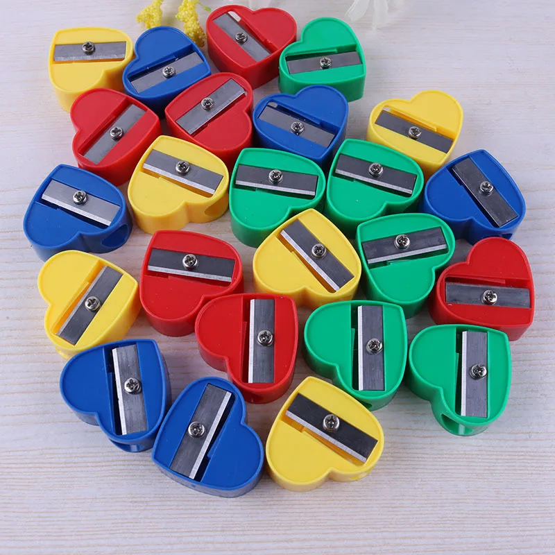 100pcs/lot Mini Heart-shaped Pencil Sharpener Candy Color Standard Pencil Cutting Machine Student School Stationery wholesale