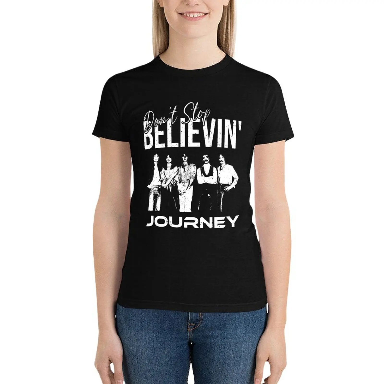 

Journey The Band Don't Stop Believin' Design 2 (with grunge/distressed texture) T-Shirt