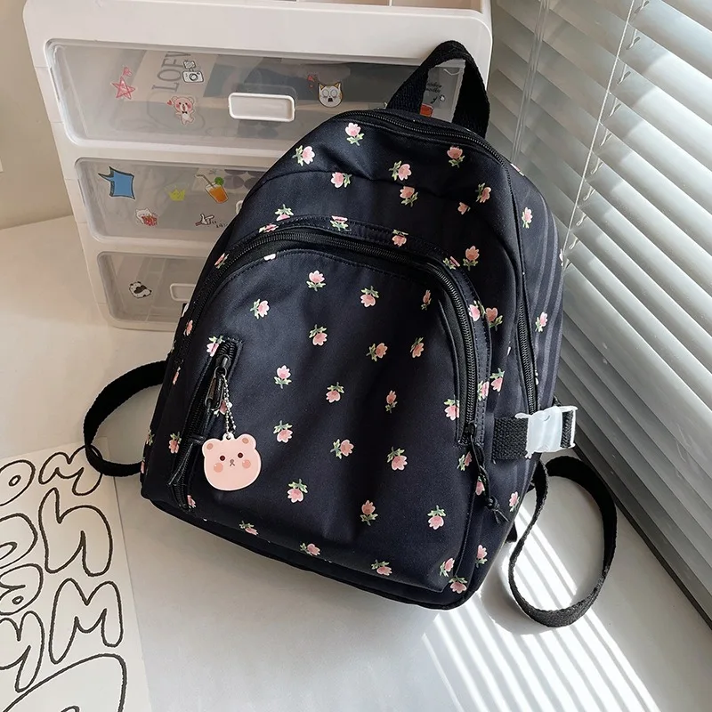 

Small Nylon Women Backpacks Casual Lightweight Daypack Anti-Theft Bookbag with Cute Plush Bear Charm for Girls рюкзак школьный