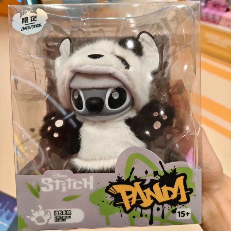 2025 Neues Miniso Disney Vinyl-Spielzeug, Stich-Panda-Version, chinesische Region, limitierte Anime-Figur, beweglicher Desktop-Geschenk-Ornament-Schlüsselanhänger