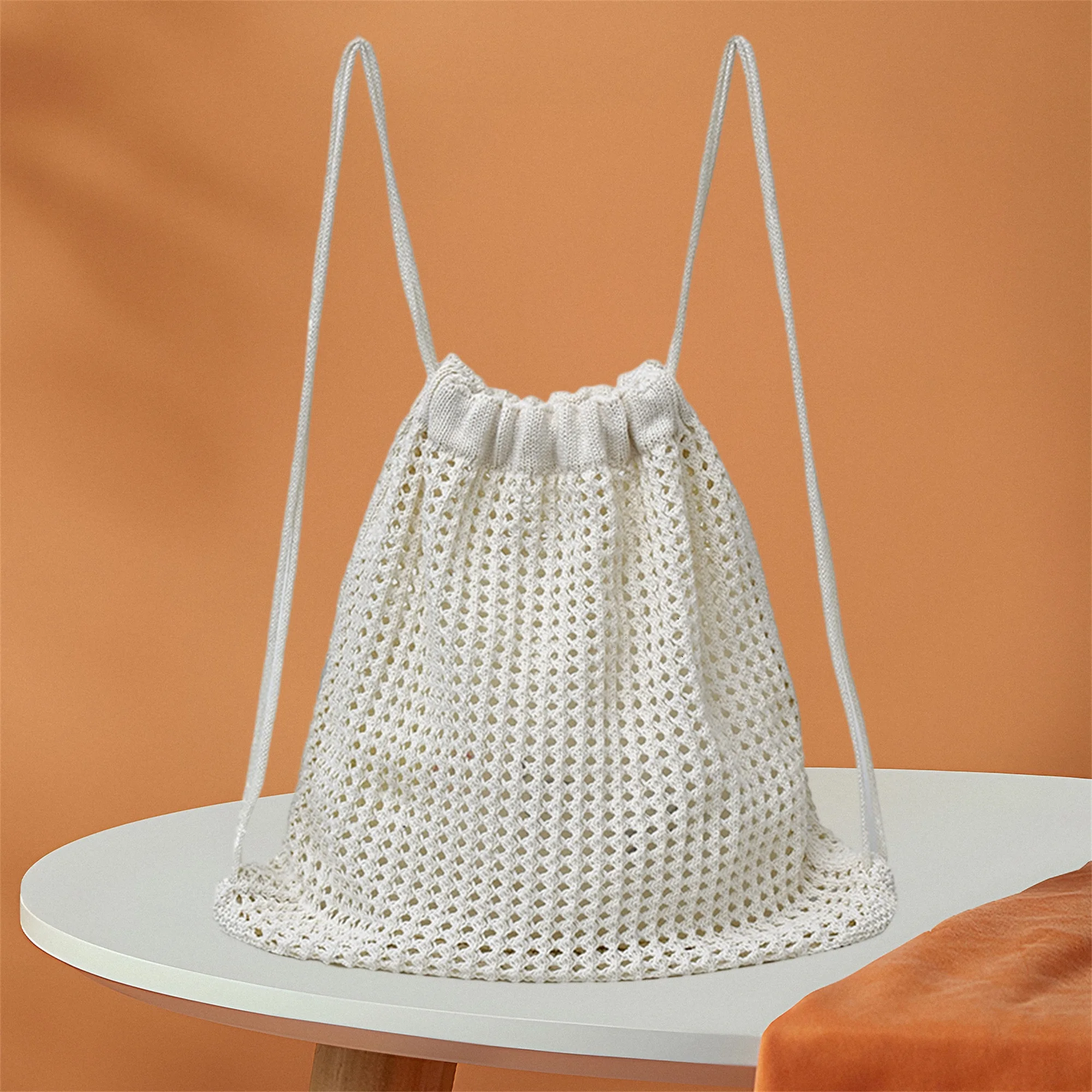 スポーツハイキングや旅行用の中空デザインの手作りかぎ針編みビーチ巾着バックパック - スタイリッシュなジムストリングバッグ