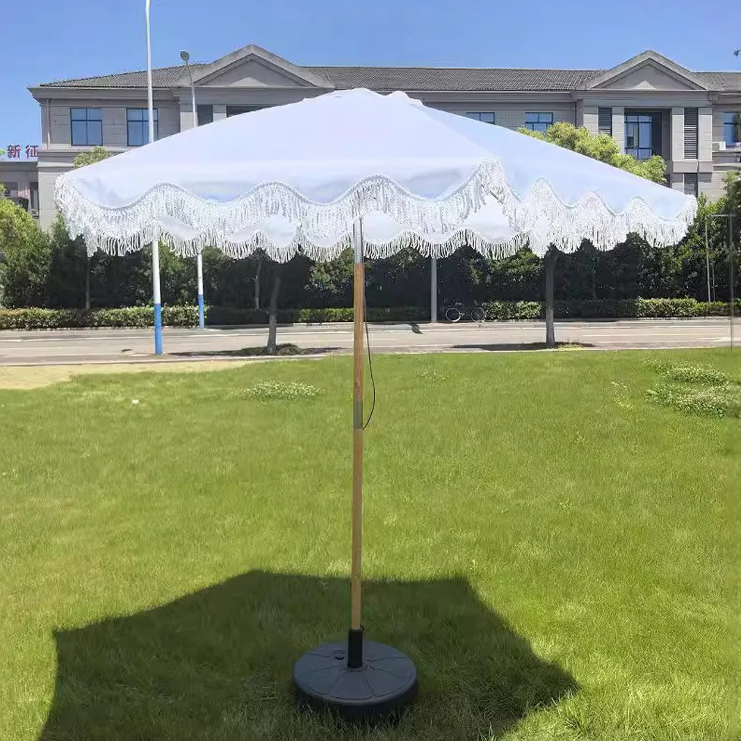 

Cross-border new 2.5M fringed garden umbrella outdoor sunscreen pull rope solid wood pole beach parasol