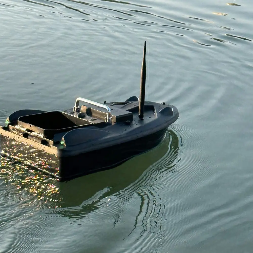 Intelligent Lure Boat With Twin Propeller Double Motor Factory Wholesale