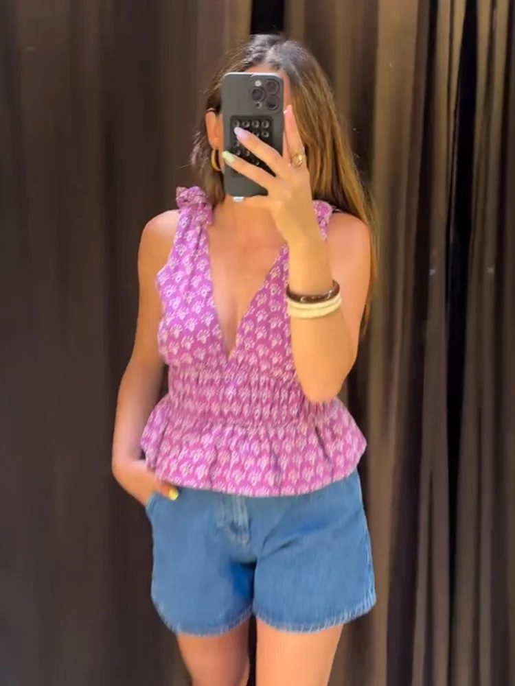 

HH Women Summer Fashion V-neck Hollow Out Embroidered Bow Decoration Top Female Temperature Slim Sexy Short Sleeveless Top