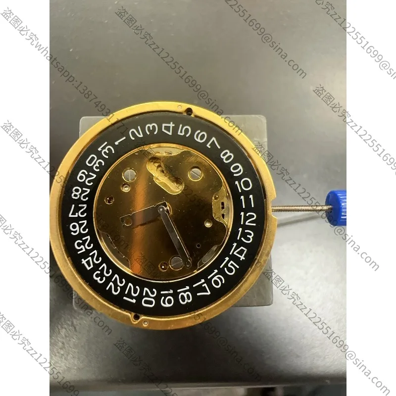 

Подходит для оригинальной машины Calibre Gold Machine 5030D с черным календарем на 4 часах.