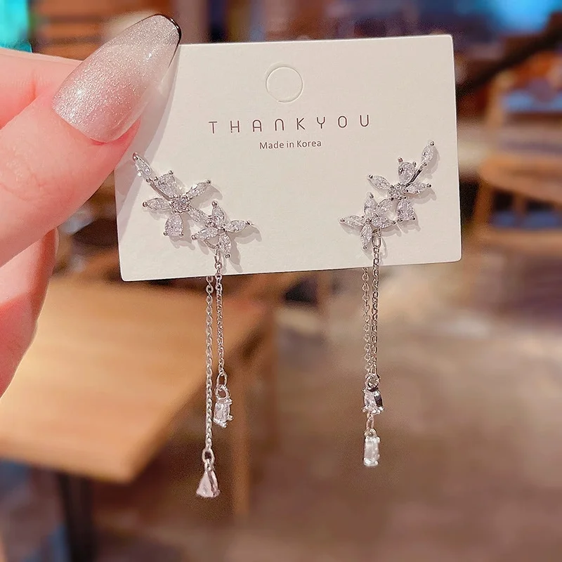 2026 Women's Zircon Flower Tassel Earrings High-End Fashion Jewelry Light Luxury Exquisite Accessory