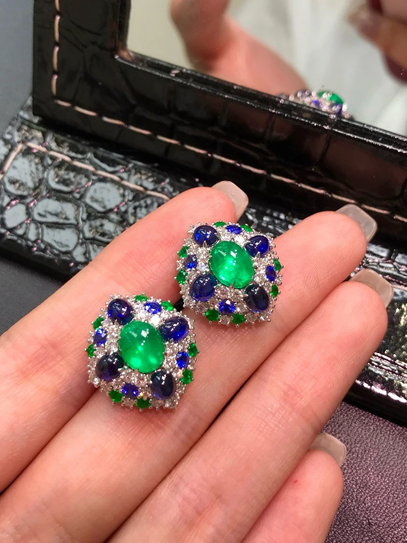 LUOWEND 100% 18K White Gold Earrings Luxury Elegant Style Natural Emerald Gemstone Earrings for Women Senior Banquet