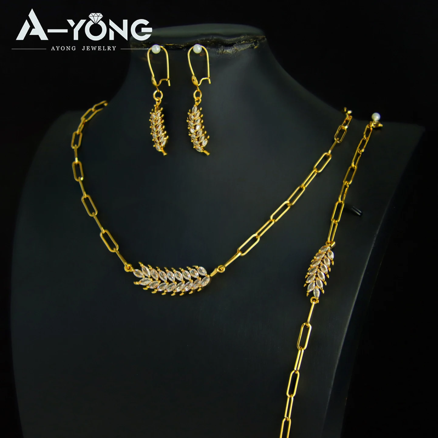 

Luxury Dubai Fashion Jewelry 21k Gold Plated Oman Italian Turquoise Zirconia Feather Necklace Moroccan Women Vintage Jewelrys