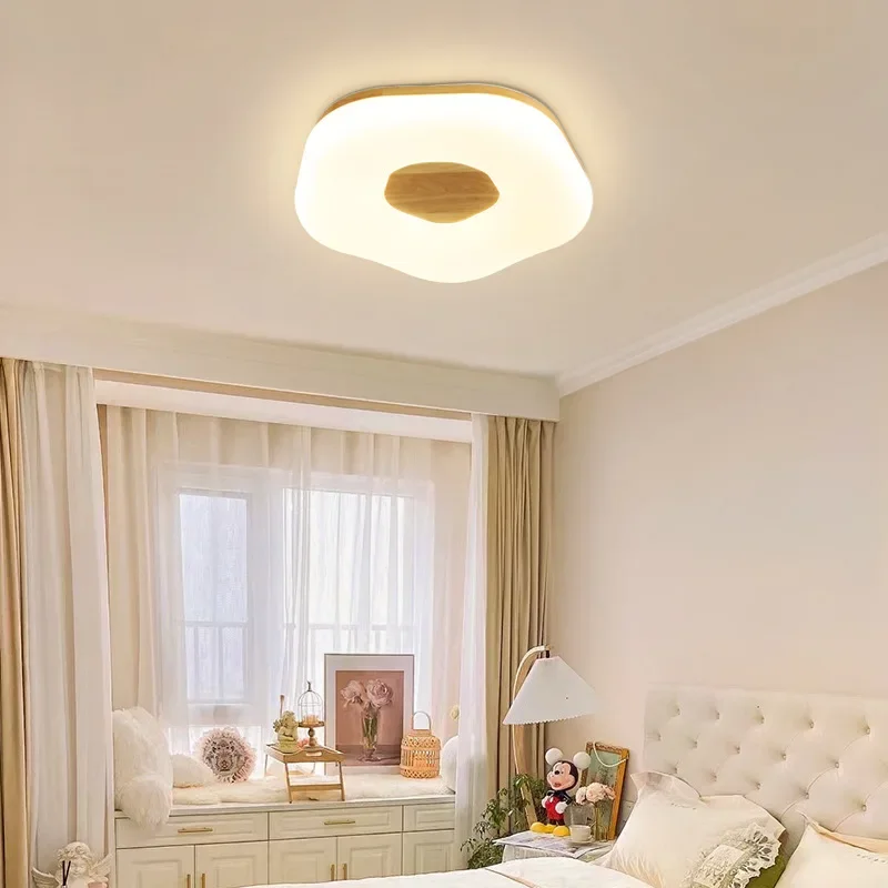 ريح سجل كريمي، ضوء غرفة النوم دافئ ورومانسي، ضوء غرفة النوم الرئيسية على شكل زهرة، سجل نورديك بسيط، ضوء سقف حديث