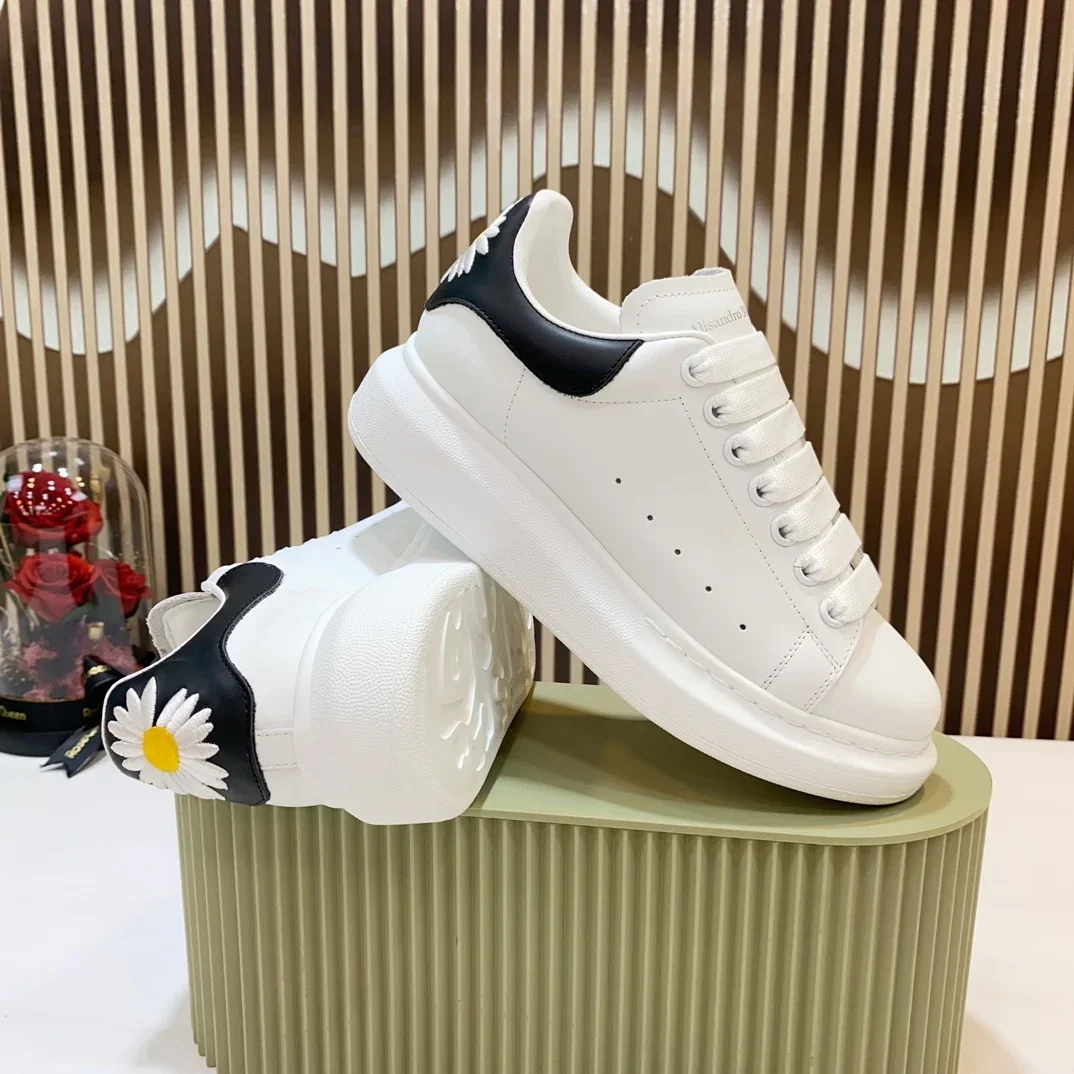

Top Hight Quality Mens Casual Sneakers Real Leather Womens Brand Designer Tennis Shoes Classic Fashion Design running shoes