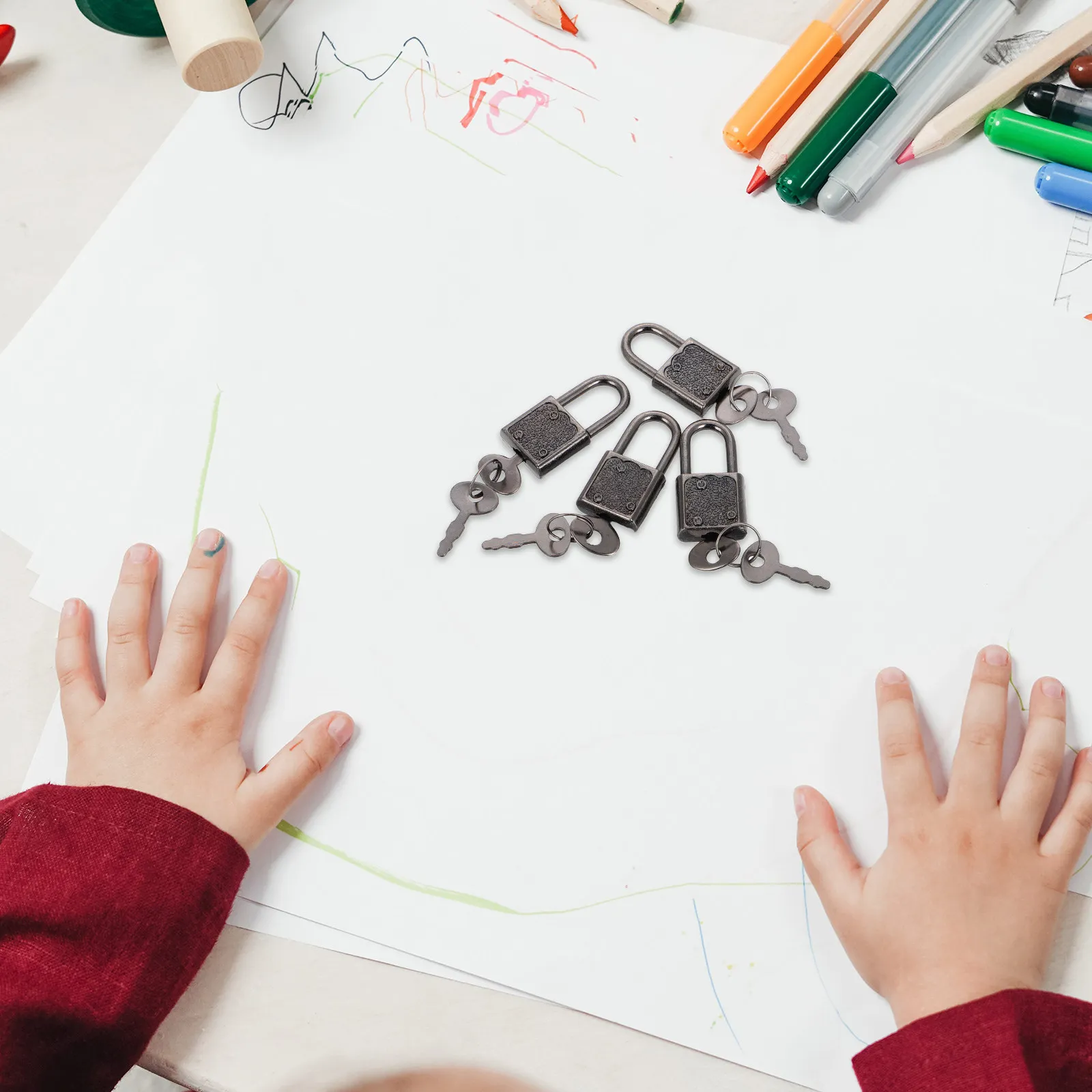 

Набор из 4 маленьких металлических пиратских замков и ключей для детских сундуков с сокровищами, дневников, шкатулок для украшений, для хранения денег, интерактивный, в винтажном стиле