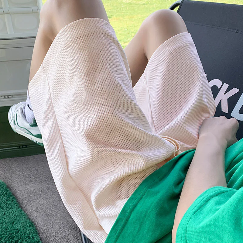 

Summer 2025 New Thin Shorts for Men's Trendy Loose and Casual Five Part Men's Beach Shorts