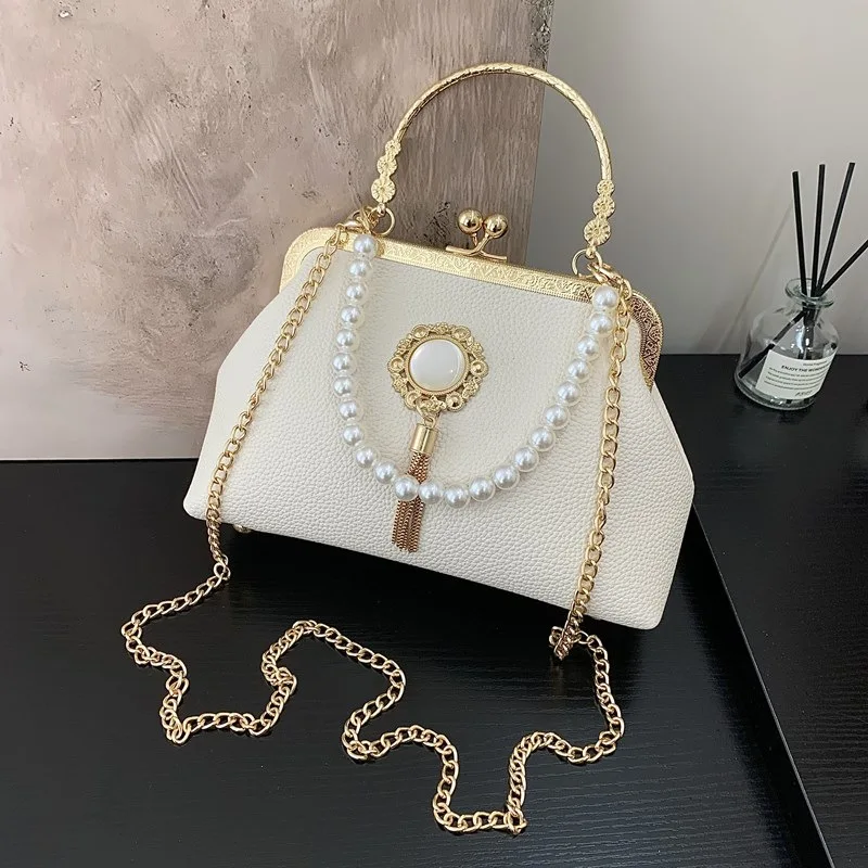 

2025 New Vinage Pearl Shoulder Crossbody Bags For Women Luxury Chain Evening Bags Ladies Bridal Clutch