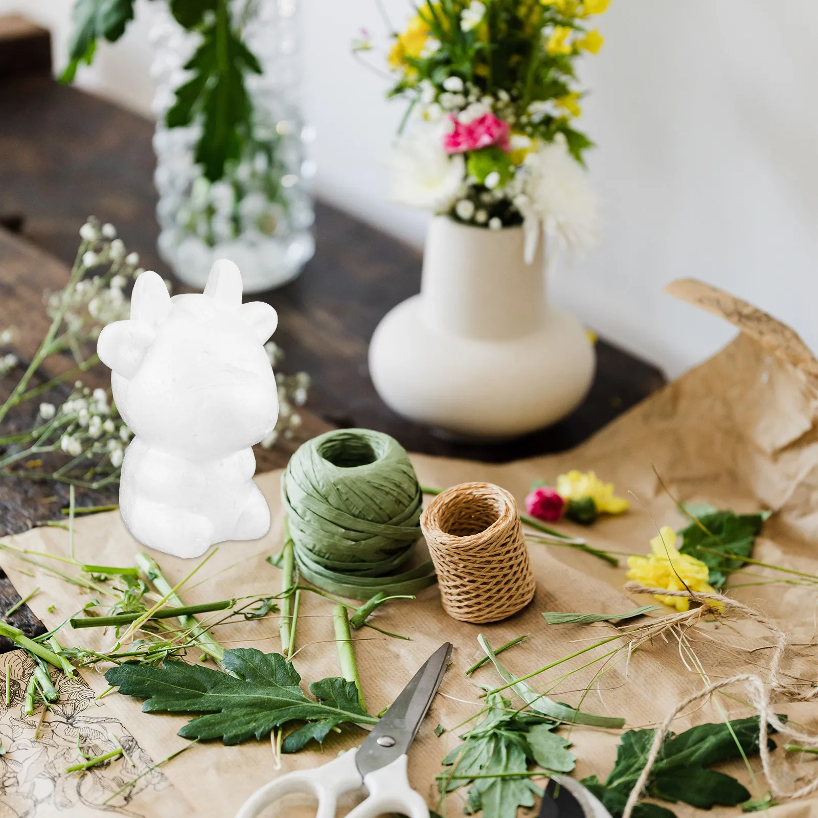 

Набор из 5 заготовок для поделок в виде коров: неокрашенные заготовки для декора дома, подарков, украшения стола, занятий рисованием для детей и совместных творческих проектов родителей и детей