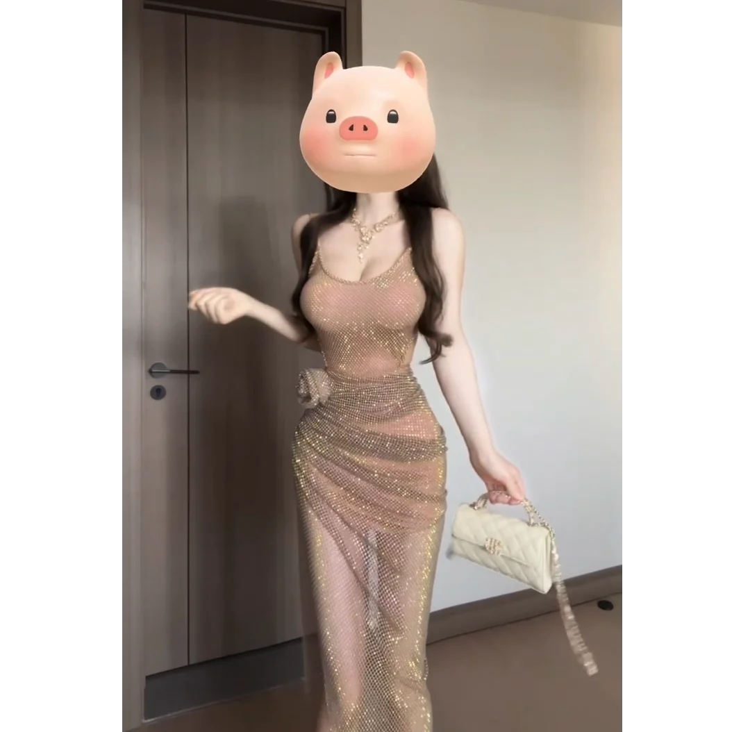 Wild Rose Summer 2025 Sexy U-Neck Strap Flashing Sequins Folded Waist Backless Dress Cotton 100% Sleeveless Gown