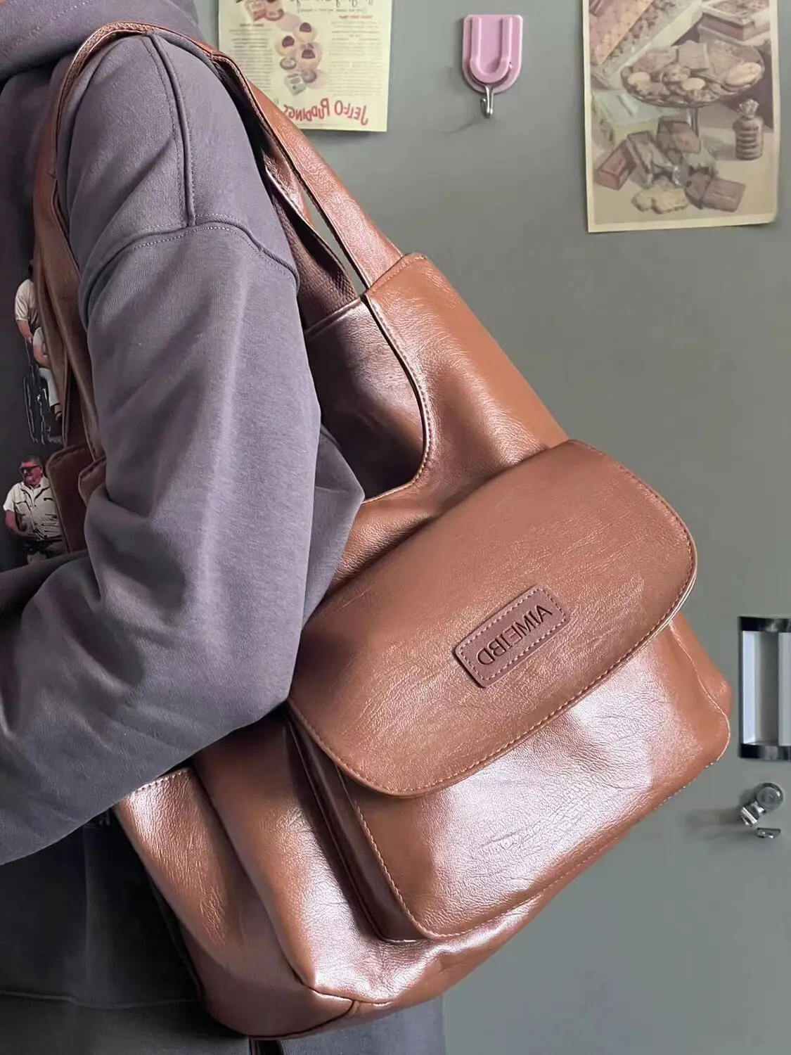 Borse Tote retrò americane per borse in pelle da donna Trend 2024 borsa a tracolla di grande capacità per studenti di Design di nicchia marrone