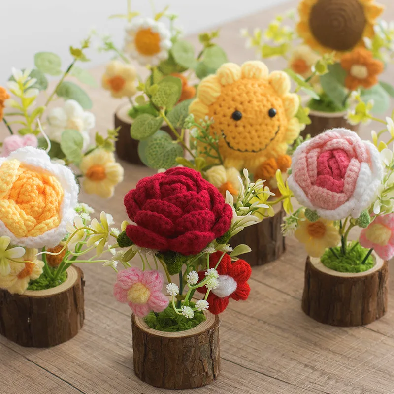 Knitted Flowers Potted Crochet Sunflower Hand-woven Crochet Flowers Artificial Flower For Home Decor Friends Gift