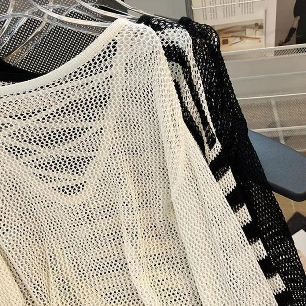 女性用カバーアップトップス スタイリッシュなレディースVネック日焼け止めカバーアップトップス、中空デザイン長袖サマー、日焼け防止用