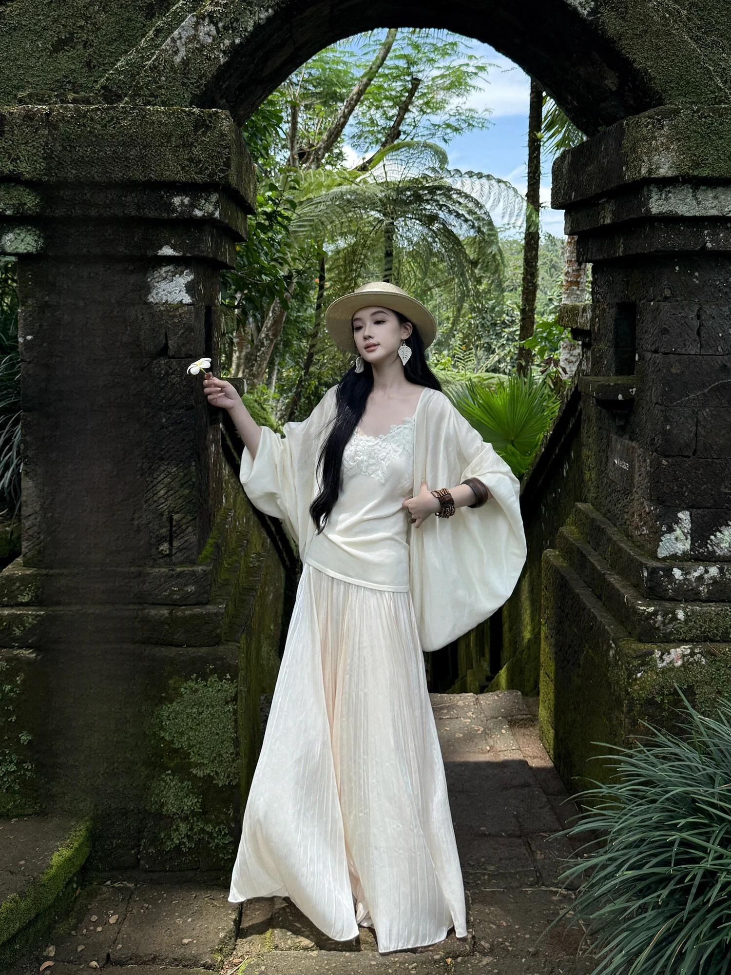 

Pearl Tear Light Early Spring Women's Jaet Loose Lazy Sle Open Cardigan Top Comfortable Breathable Soft Lenzing Fabric