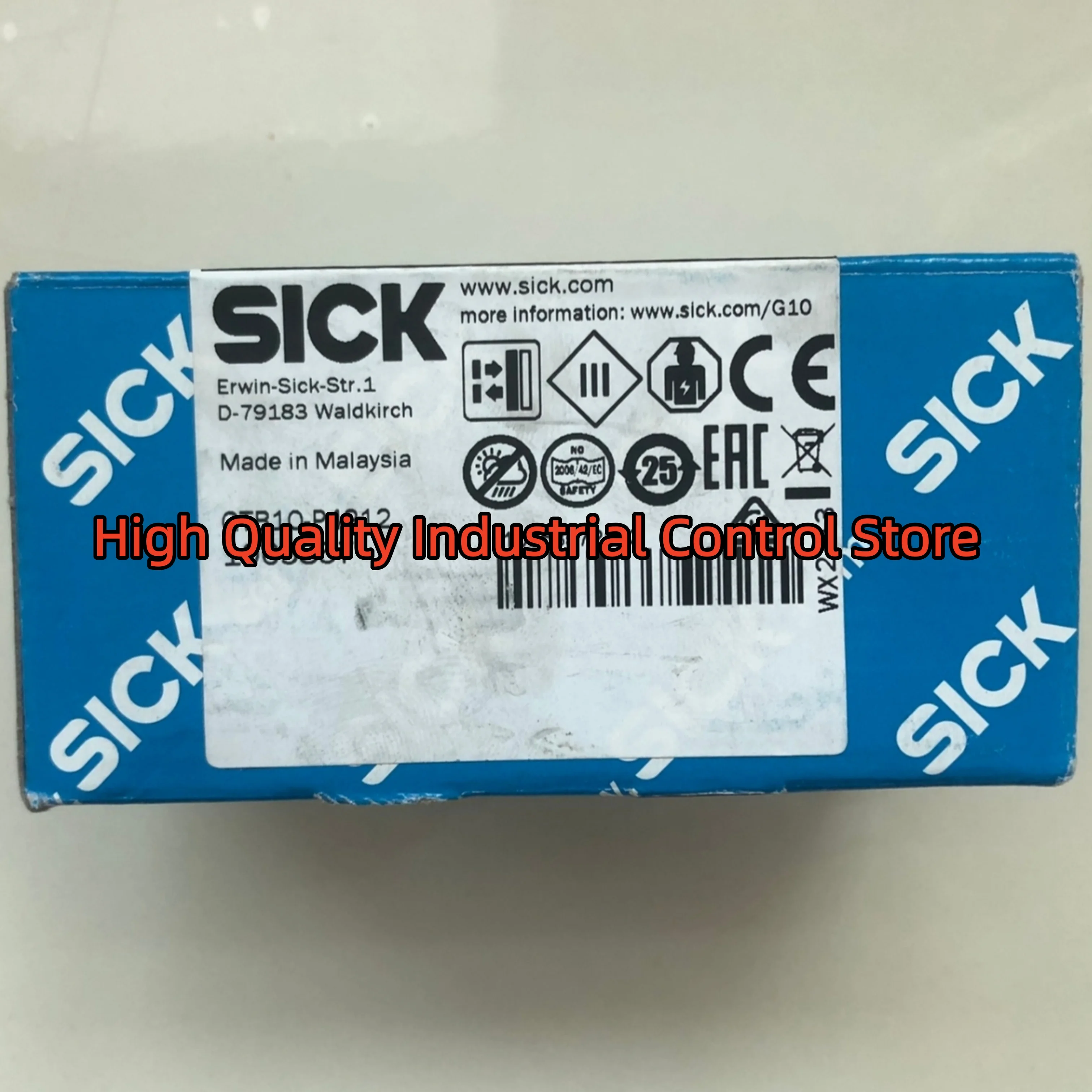 

DT35-B15551S06 1077666 GTB10-P4212 1065857 Proximity Sensor Switch 100%NEW