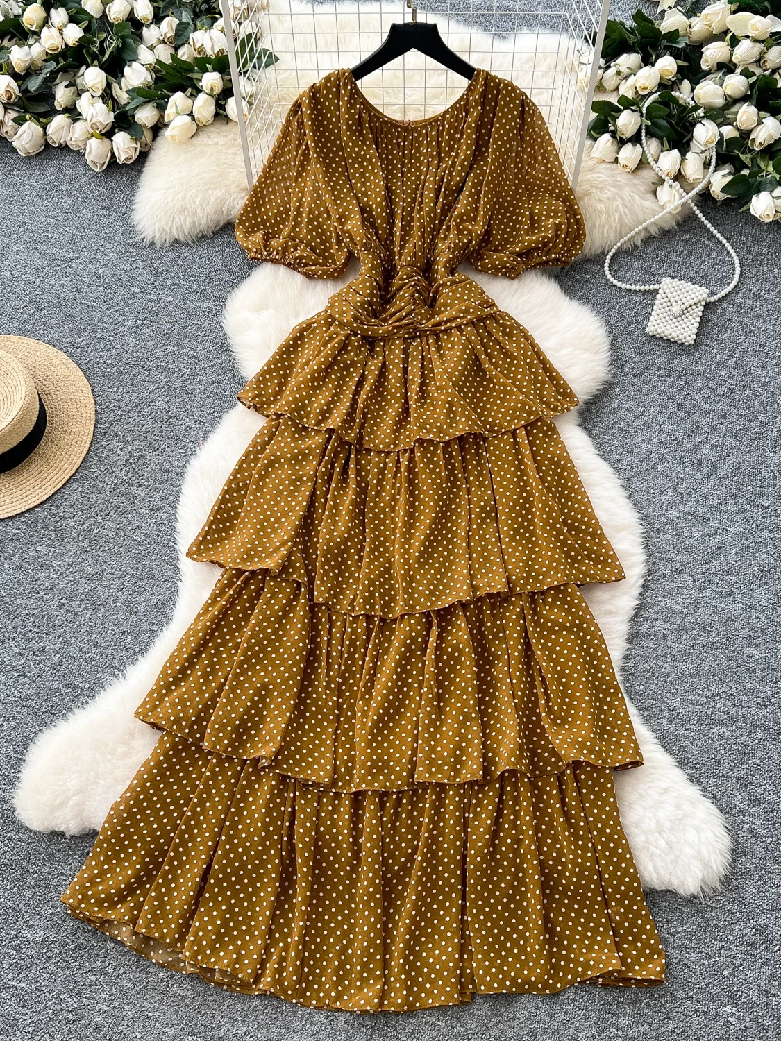 Vestido E F 2025 Verão Cintura Ajustada Manga Bufante Bolinhas Camadas Bolo Longo Estilo Coreano Cintura Alta