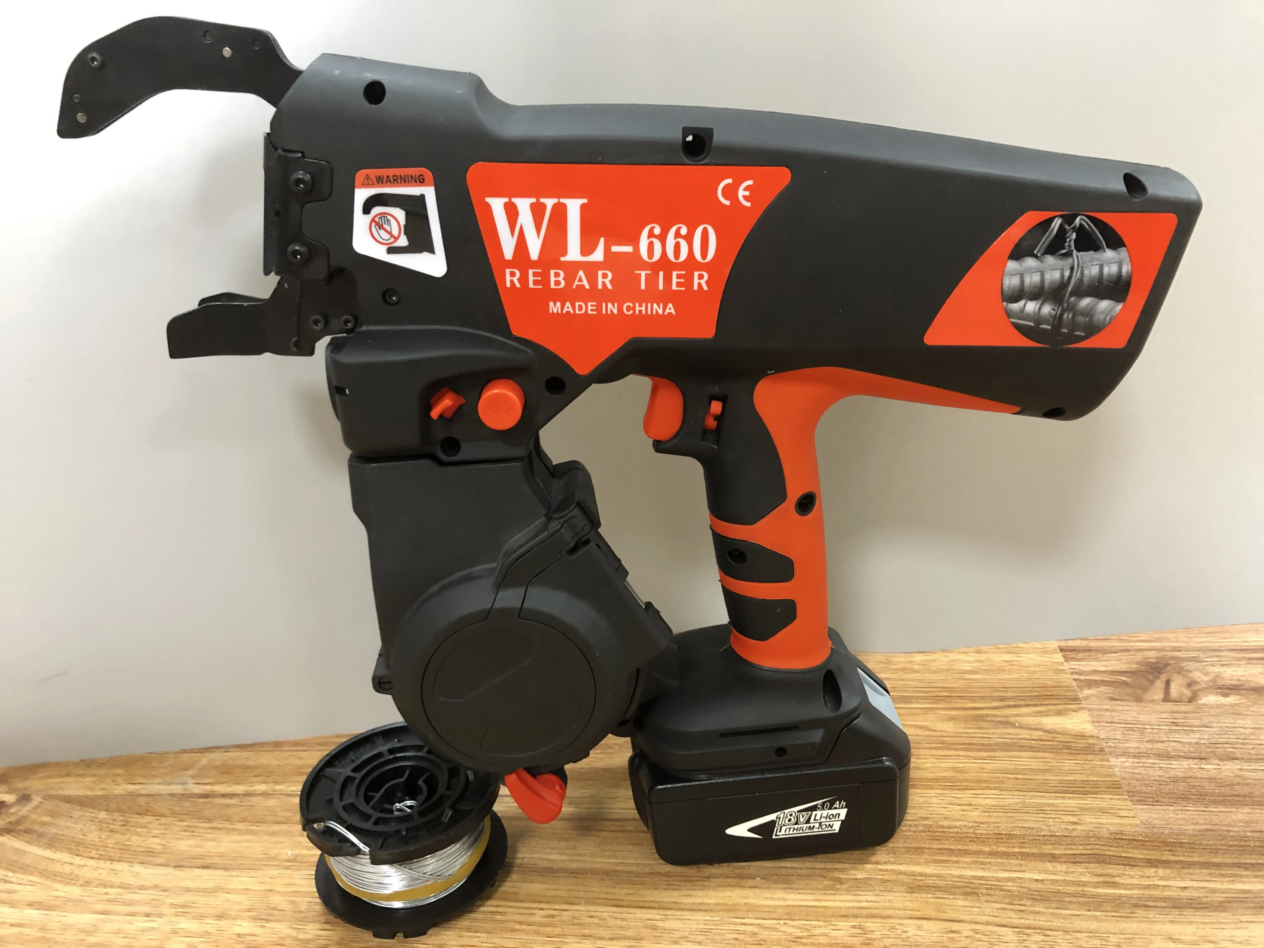 เครื่องมือผูกเหล็กเส้นแบบแมนนวล WL-660 เครื่องผูกลวดเหล็กเส้นขับเคลื่อนด้วยแบตเตอรี่