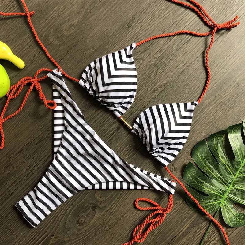 2024 New Swimwear Plaid Printed Split Swimsuit Women's European and American Sexy Bikini