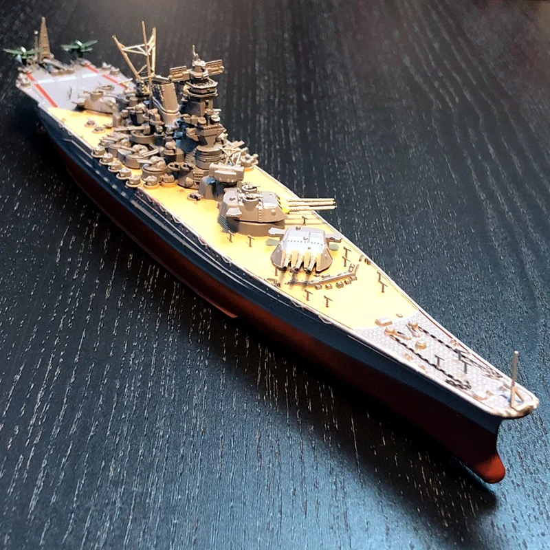 Ship model, alloy battleship, Japanese warship Yamato, hardback version, rich in details, movable main and auxiliary anti-aircra