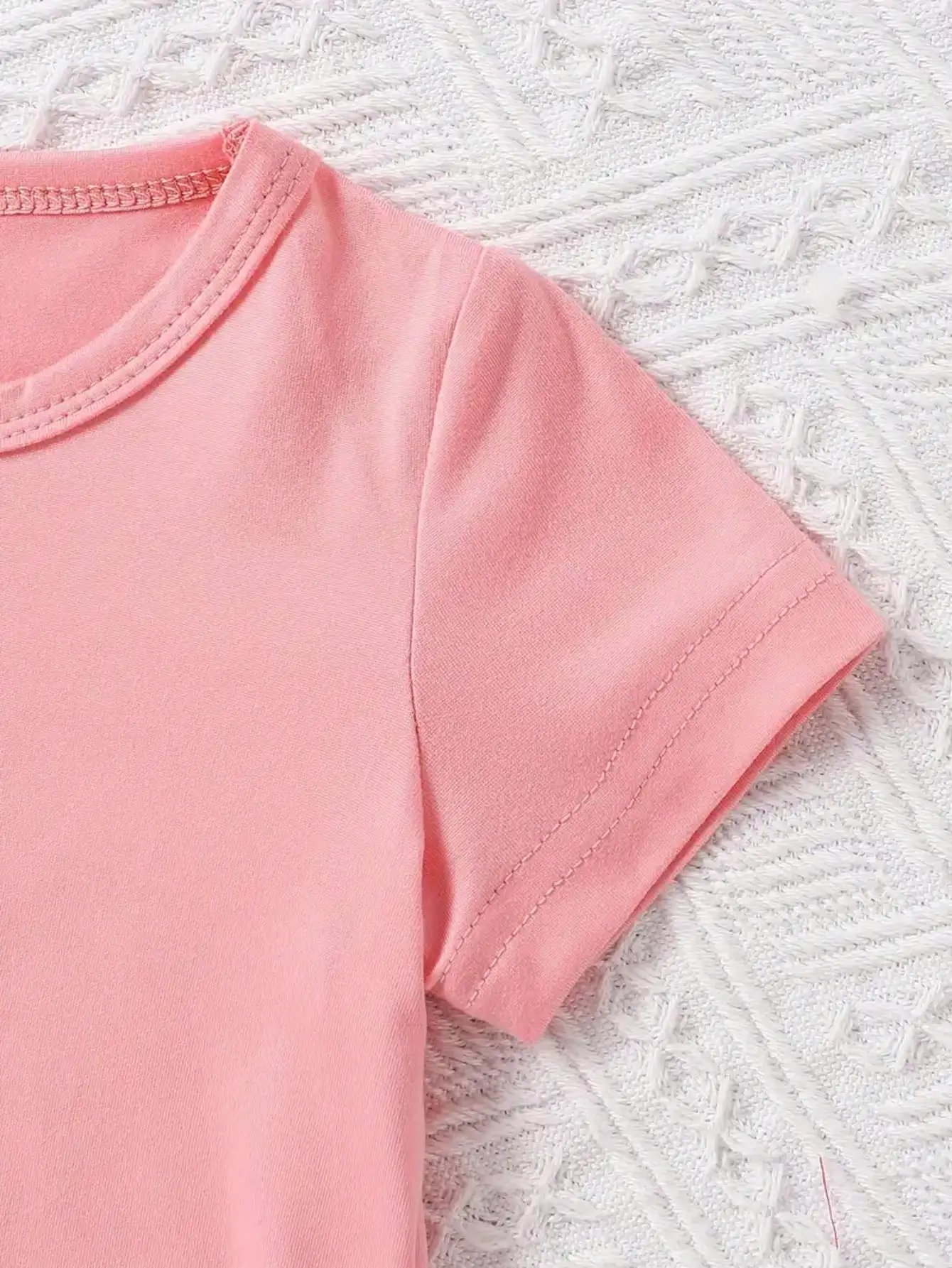 2026 Mädchen-Liebesbrief-Print Zweiteiler-Set Rundhals-Kurzarm-T-Shirt + lockere einfarbige Shorts Sommer-Set – Detail 5