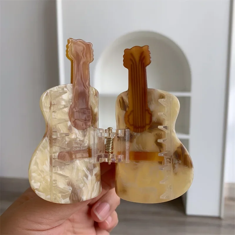 Design criativo forma de pipa dos desenhos animados musical médio acetato grampos de cabelo bonito guitarra tubarão clipe acessórios para o cabelo para mulher