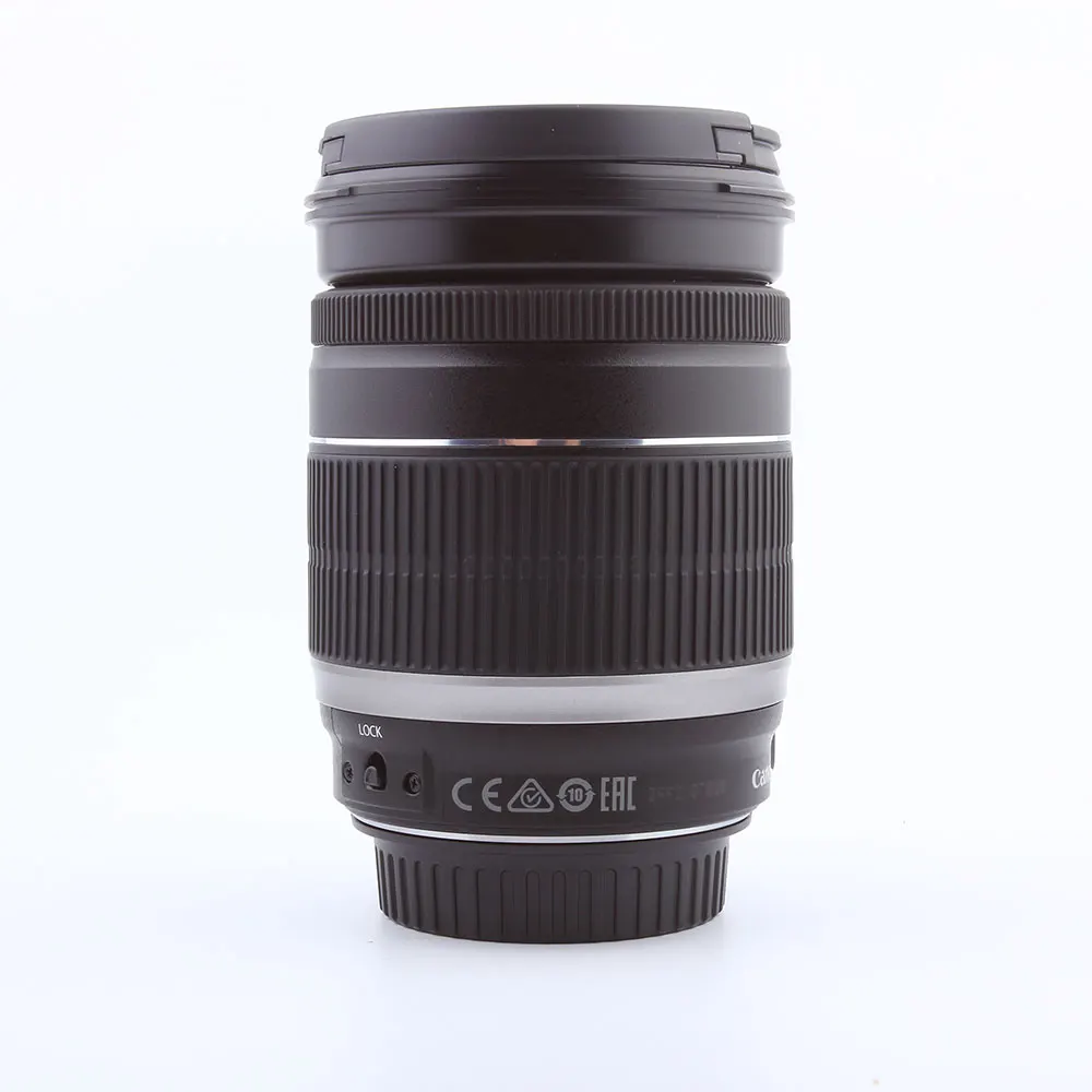 Canon EF-S 18-200mm f / 3.5-5.6 IS Lens