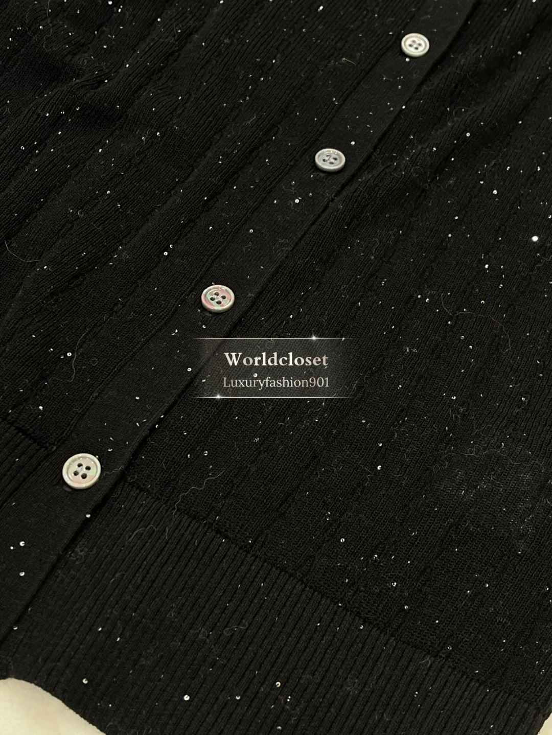 

Black Long Sleeve Yarn Knit Cardigan Tops