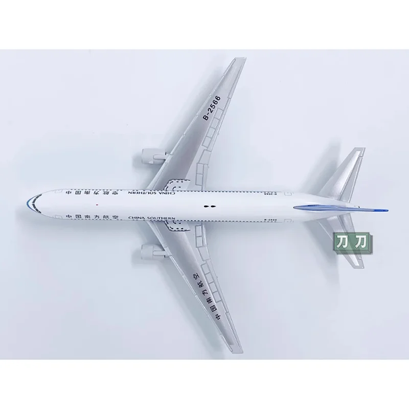دييكاست 1/400 مقياس الخطوط الجوية الصينية الجنوبية B767-300ER الطائرات B-2566 B-نموذج طائرة سبيكة محاكاة الانتهاء من مجموعة لعبة