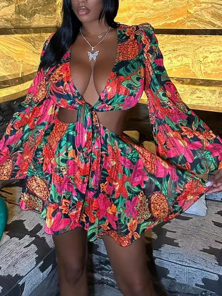 

Three Sisters Summer floral print Deep V Flare Sleeve Belt Sexy Hot Dress Short Skirt Suit Two-piece Seaside Party Wholesale