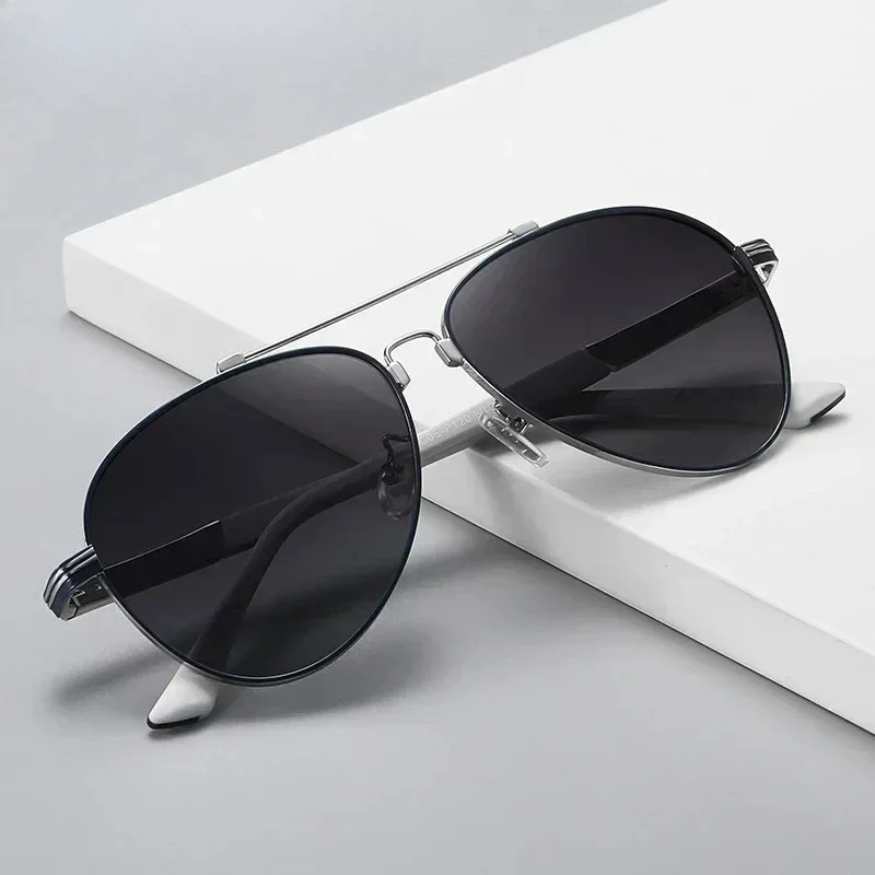 

Солнцезащитные очки KIZN 60-14-146 с большой оправой, поляризованные, мужские, в стиле пилот, с возможностью коррекции зрения, металлические, с эффектом памяти, для близорукости и дальнозоркости -100