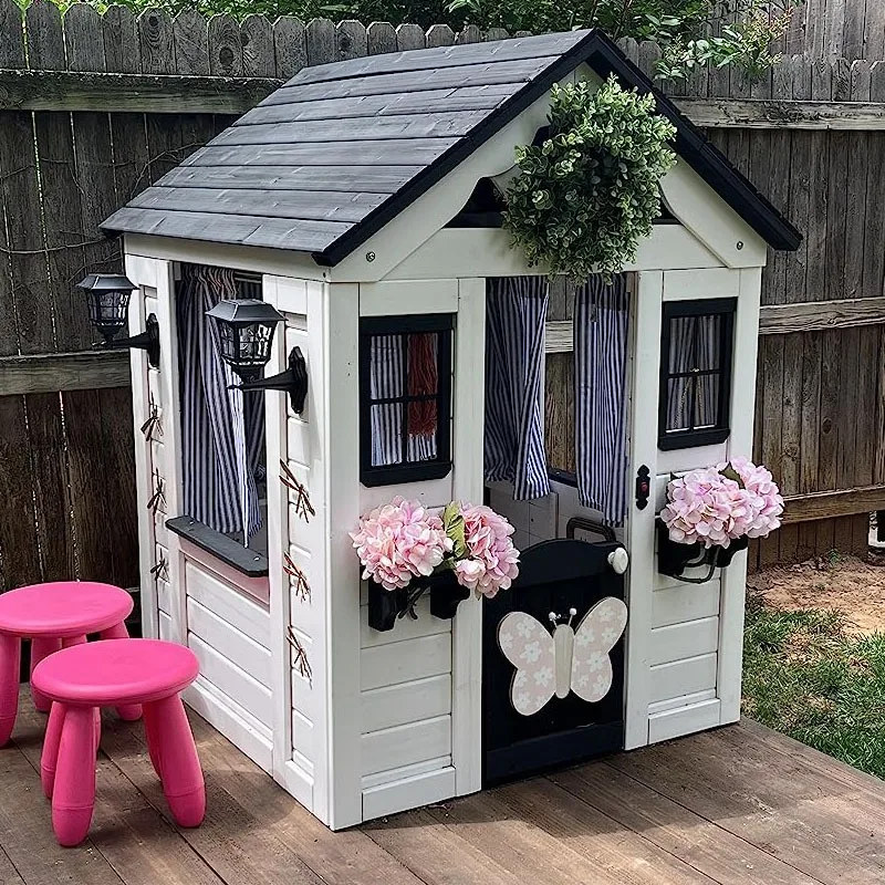 Outdoor  house, game house, small  house, kindergarten game play house props, courtyard wooden tent wooden