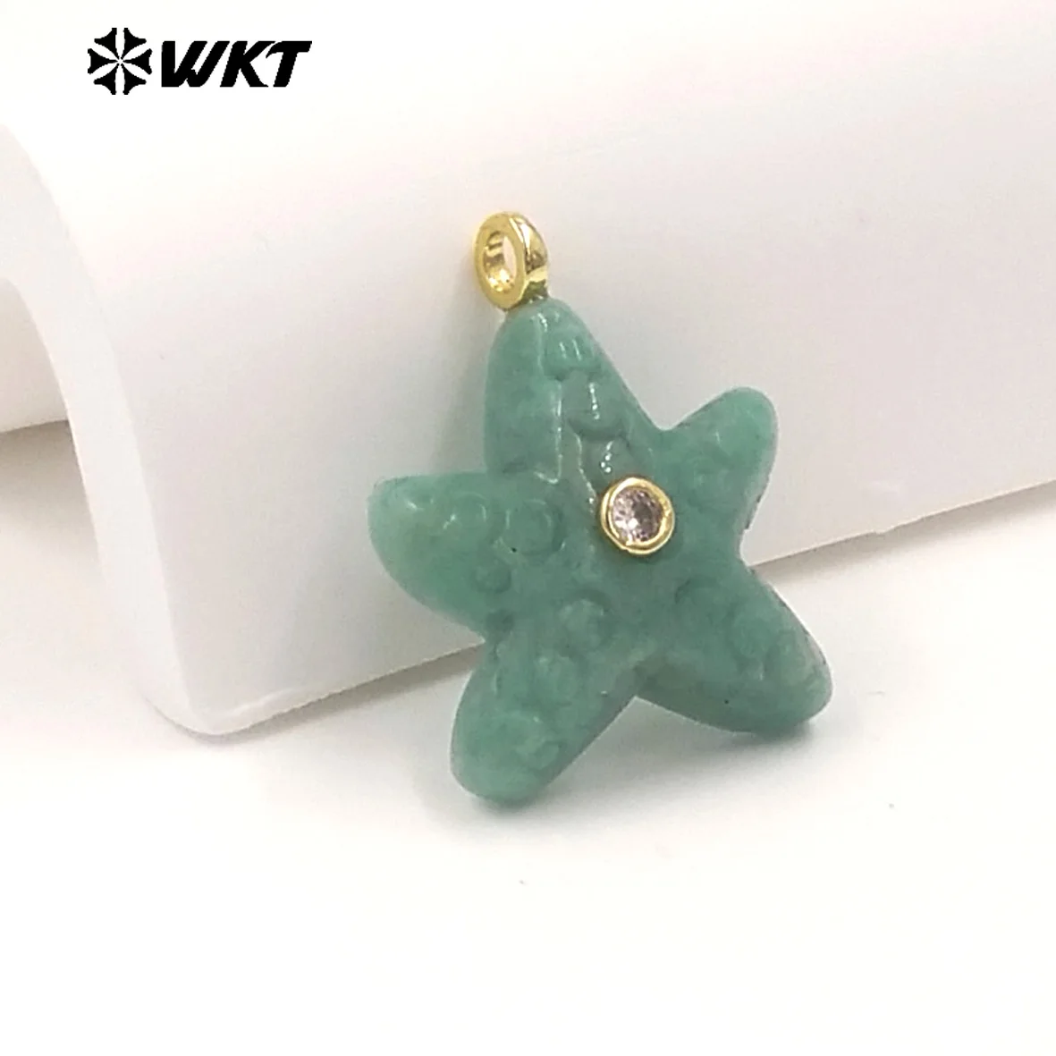 

WT-P2108 Niche-design Popular Gemstone Star Shape Pendant With 18K Real Gold Plated For Women Daily Gifts