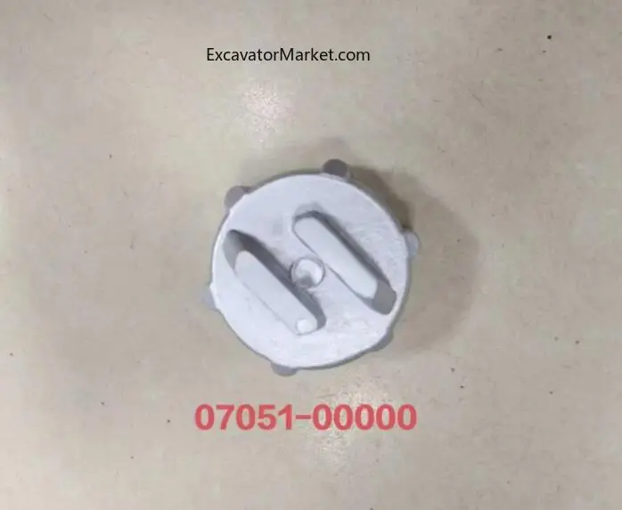 Fuel Tank Cap 07051-00000 0705100000 for Excavator Komatsu PC200-3 PC220-3 D155AX-6 WA430-6 D65 D85 D80 D155 Fuel oil tank cover