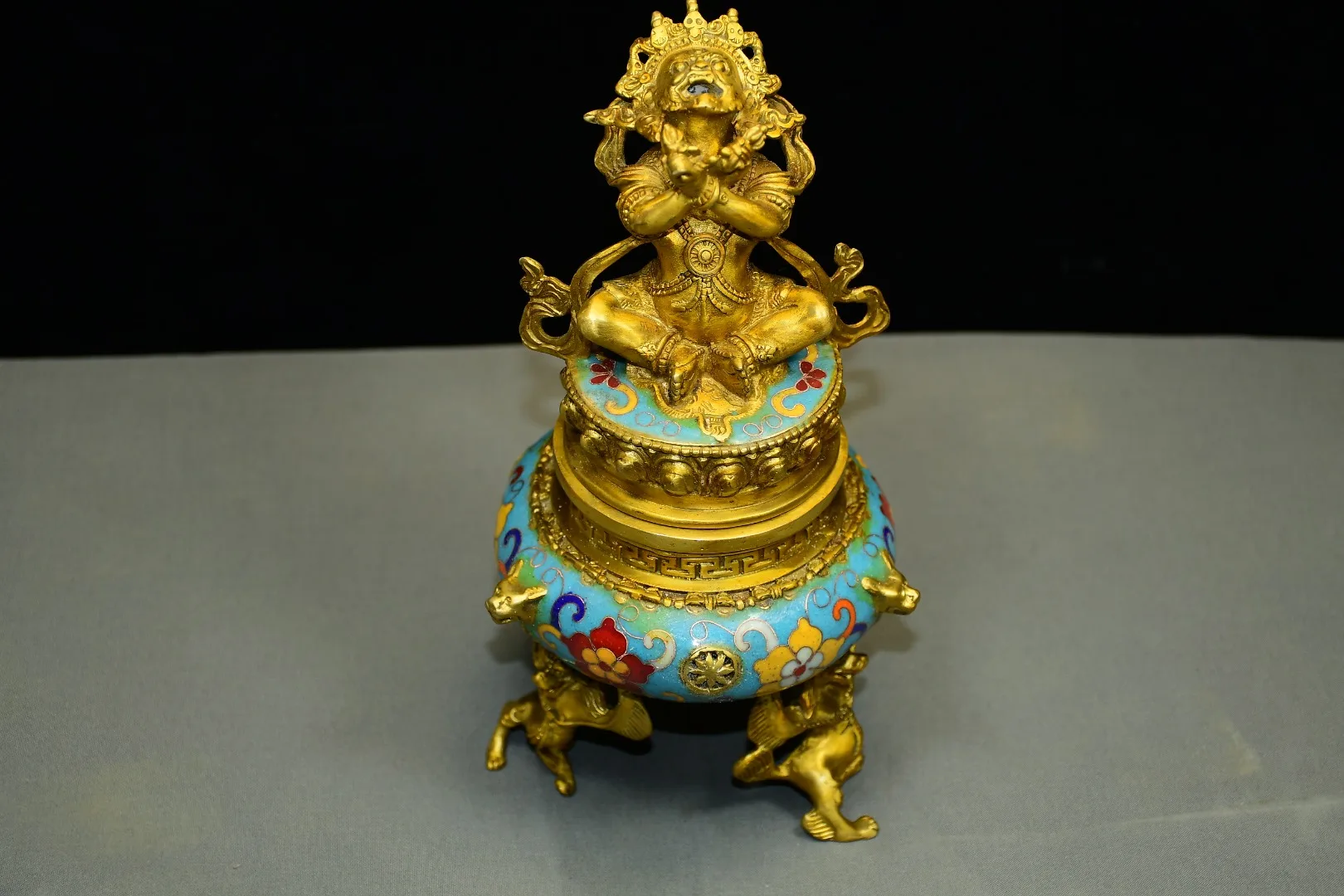 Old Bronze Cloisonne Gilded Vajradhara Sitting on Buddha's Cover Lion statue three legged incense burner Wenfang screen