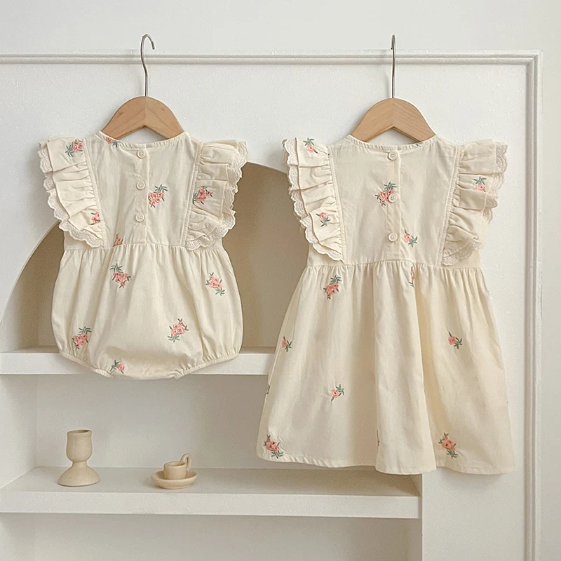 Vestido de princesa bordado manga voadora para meninas, Romper do bebê, roupa combinando família, roupa irmã, verão