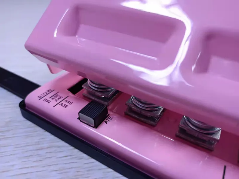 Mushroom Hole with Ruler Punch 4 Hole Metal Loose-leaf Paper DIY Punch Machine