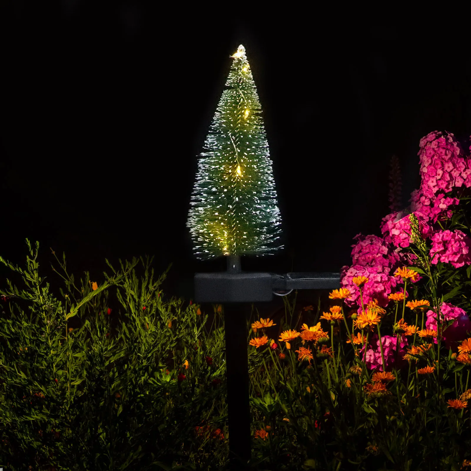 

Christmas Tree Solar Lamp Outdoor Garden Stake Waterproof Decorative Xmas Light Landscape Lighting Solar Powered Easy