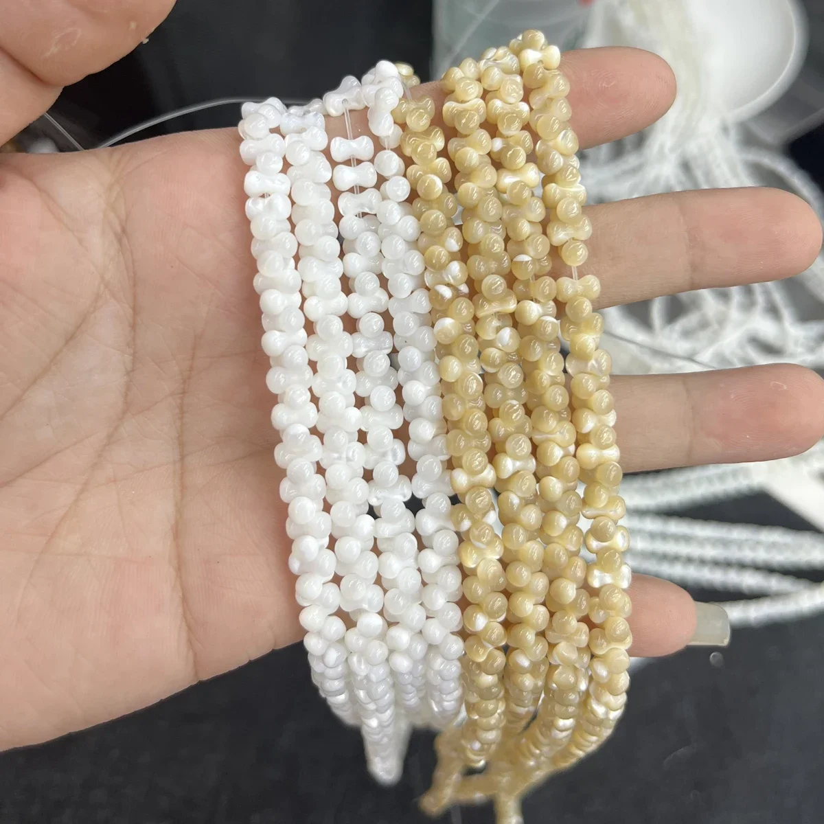

Natural Freshwater 3x6mm Mixed Shell Round Bead White Yellow Jewelry Make DIY Necklace Bracelet Earrings Accessory Wedding Women