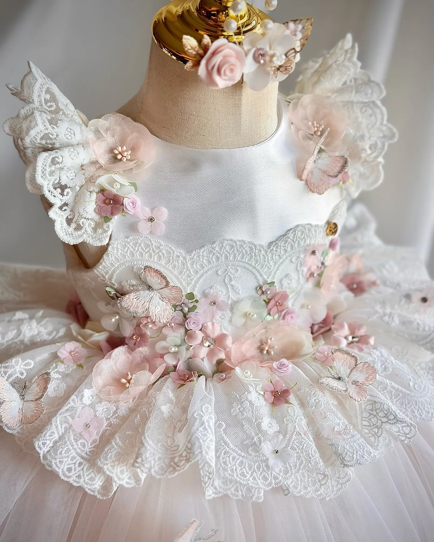 Butterfly Lace Kids Birthday Dresses Customized Ball Gown Flower Girl Dresses for Wedding Party Baby Girls Prom Gowns