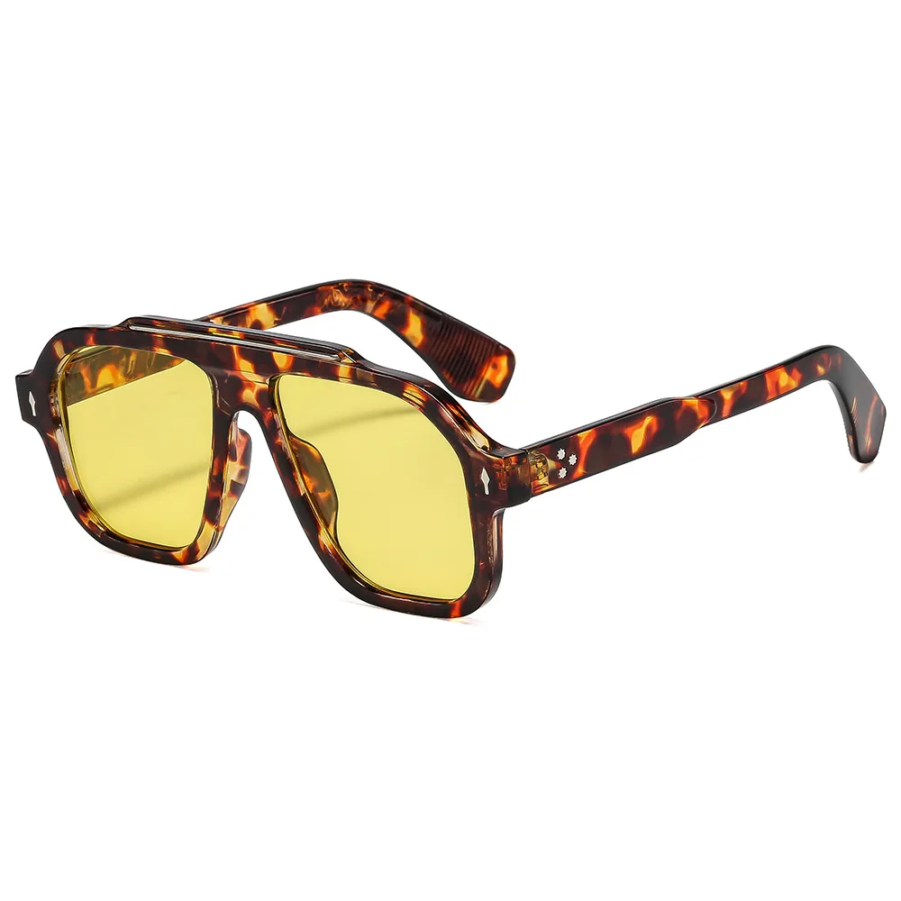 

New Retro Leopard Square Frame Women Sunglasses Y2K Luxury Brand Personality Rivet Frame Design Outdoor Punk Men Glasses UV400